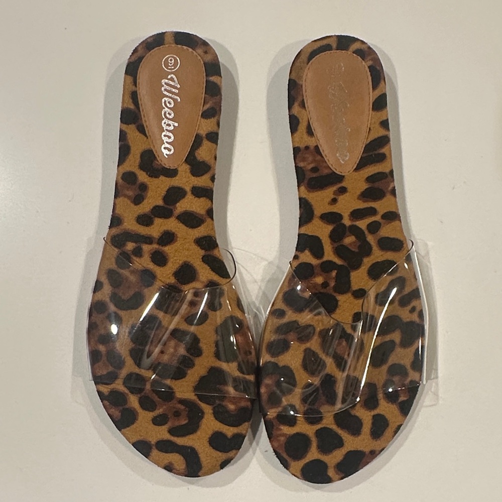 Leapord Print Weeboo Flat Sandal Slides - Never worn